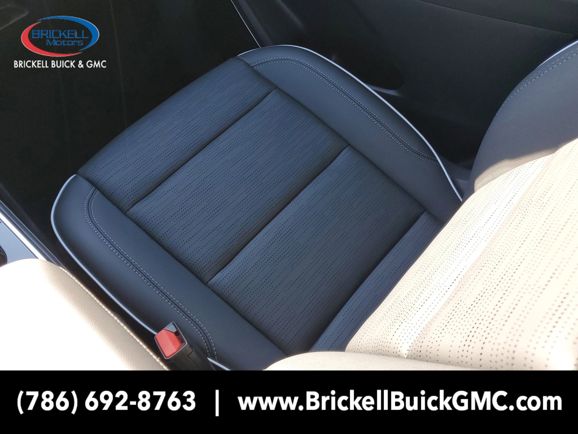 New 2025 Buick Enclave Sport Touring w/ Power Package image 17