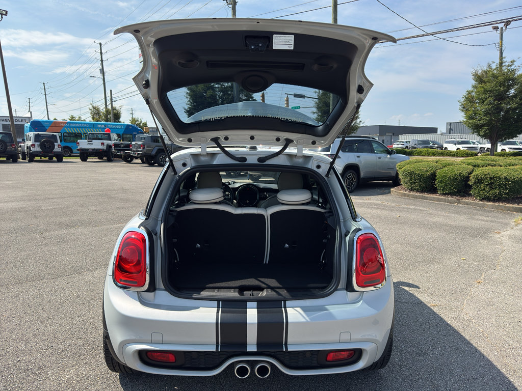 Used 2018 MINI Cooper S FWD image 9