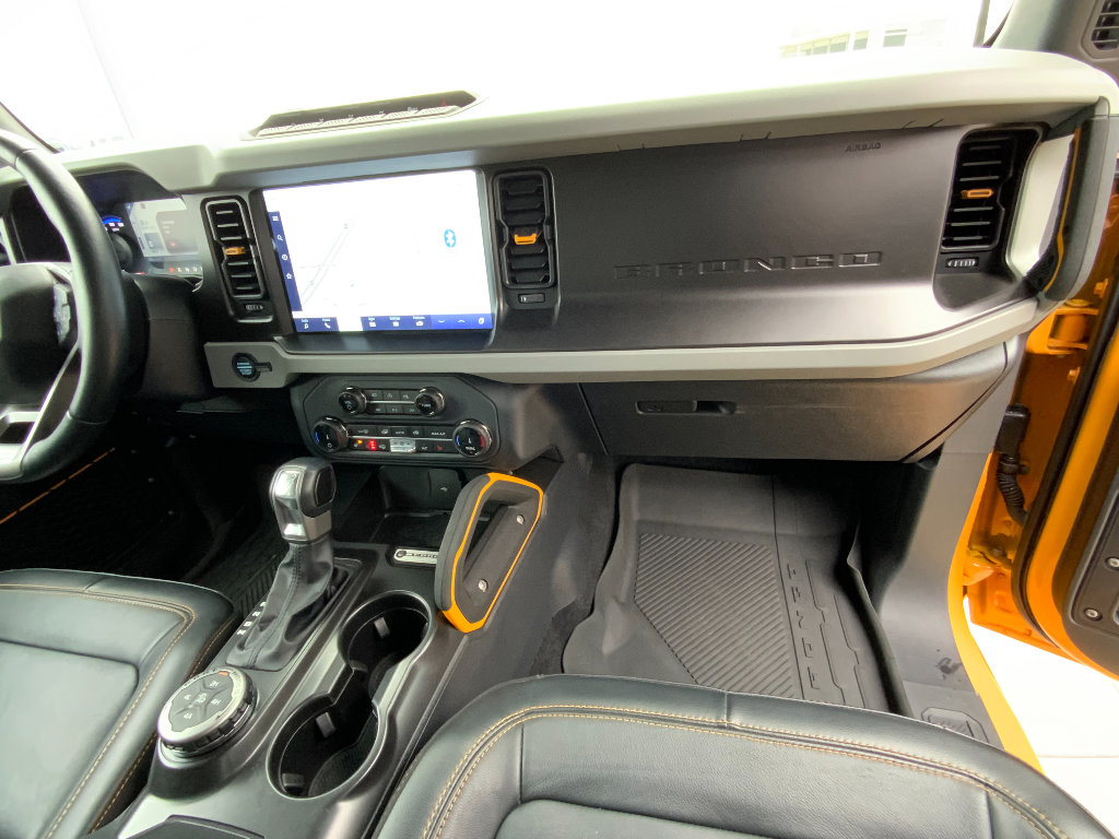 Used 2022 Ford Bronco Badlands image 14