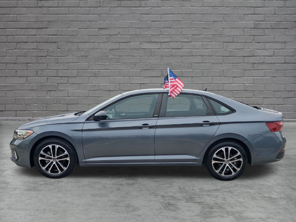 Certified 2024 Volkswagen Jetta Sport FWD image 5