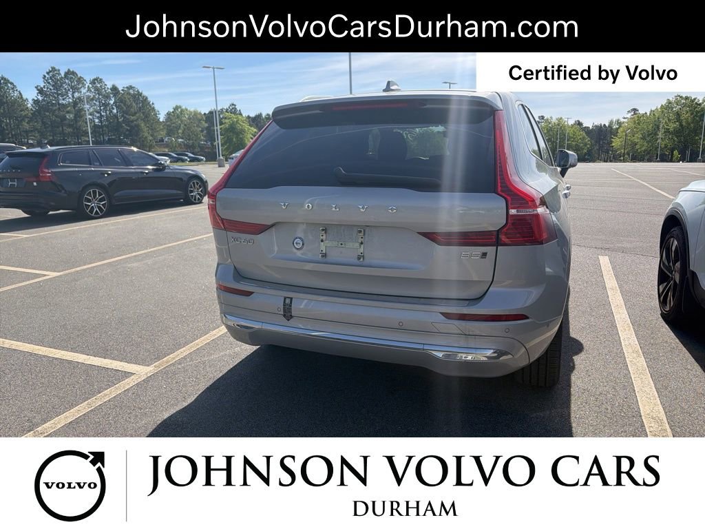 Used 2023 Volvo XC60 B5 Plus w/ Climate Package image 12