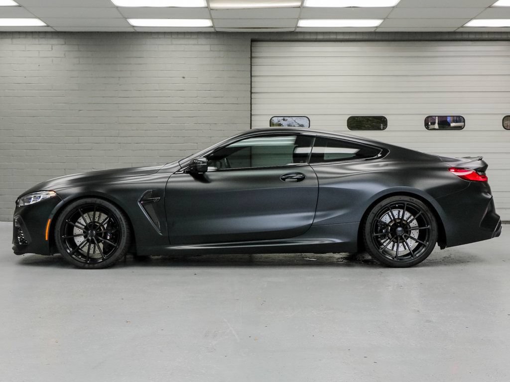Used 2023 BMW M8 Competition w/ M Carbon Exterior Package AWD/4WD image 4