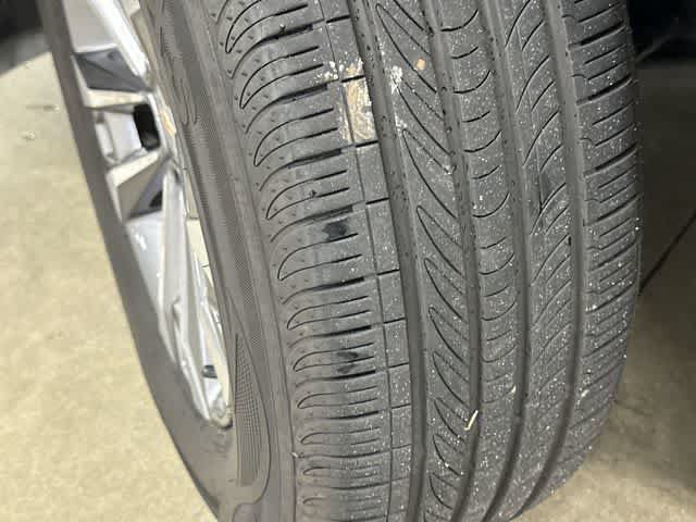 Used 2026 Chevrolet Equinox LT FWD image 29