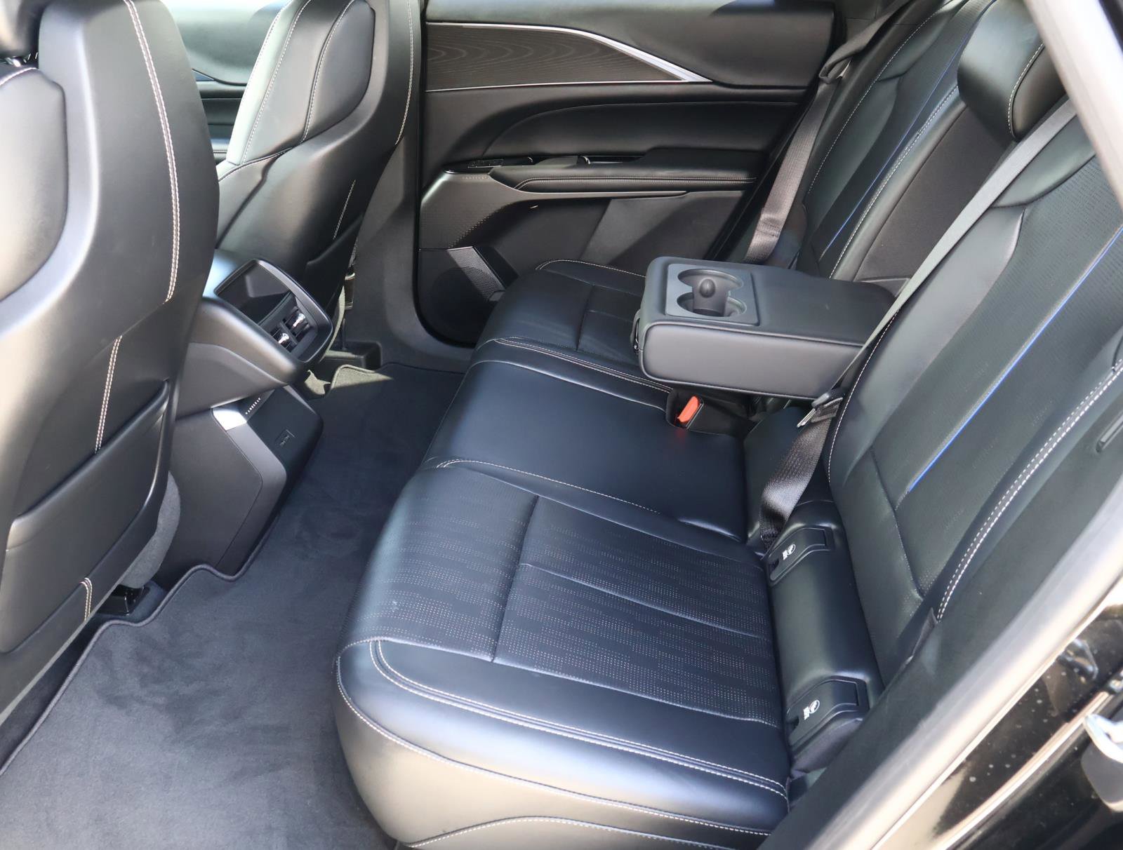 Certified 2024 Cadillac Lyriq Sport image 26