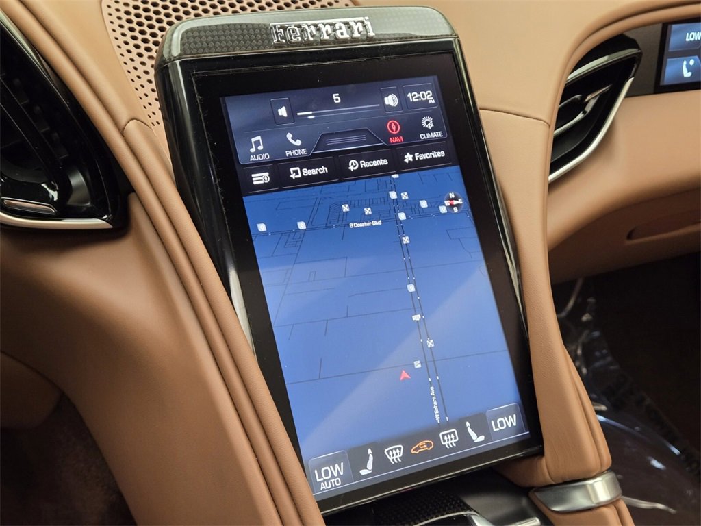 Used 2024 Ferrari Roma Spider image 38