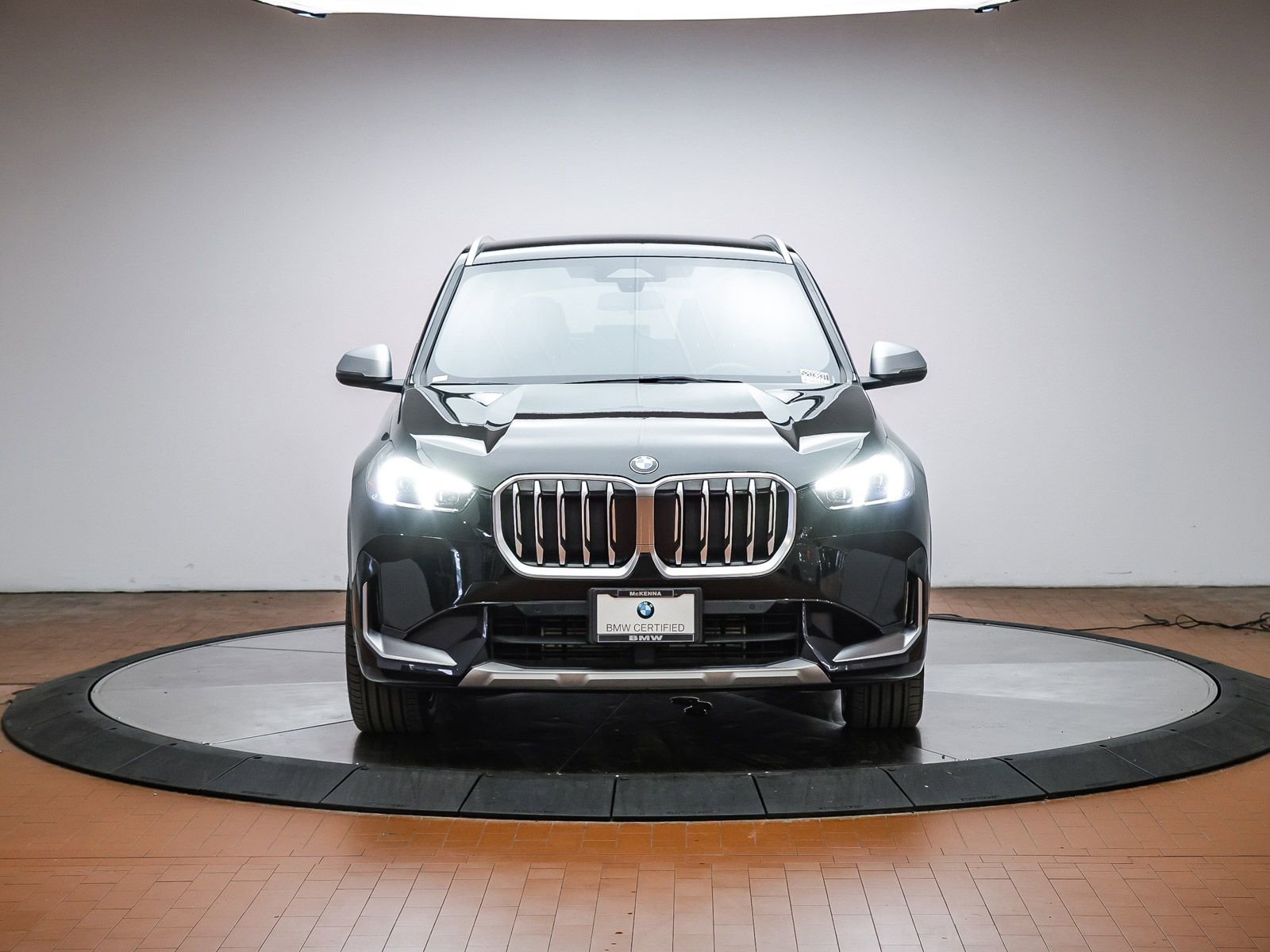 Certified 2023 BMW X1 xDrive28i image 7