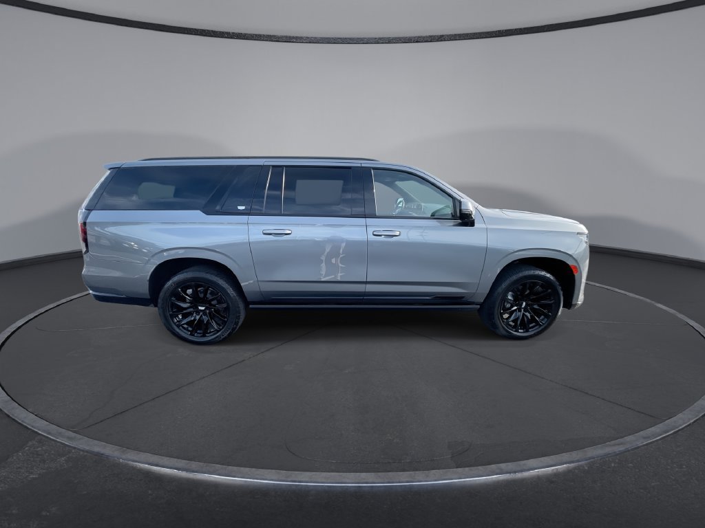Used 2022 Cadillac Escalade ESV Sport w/ Touring Package AWD/4WD image 9