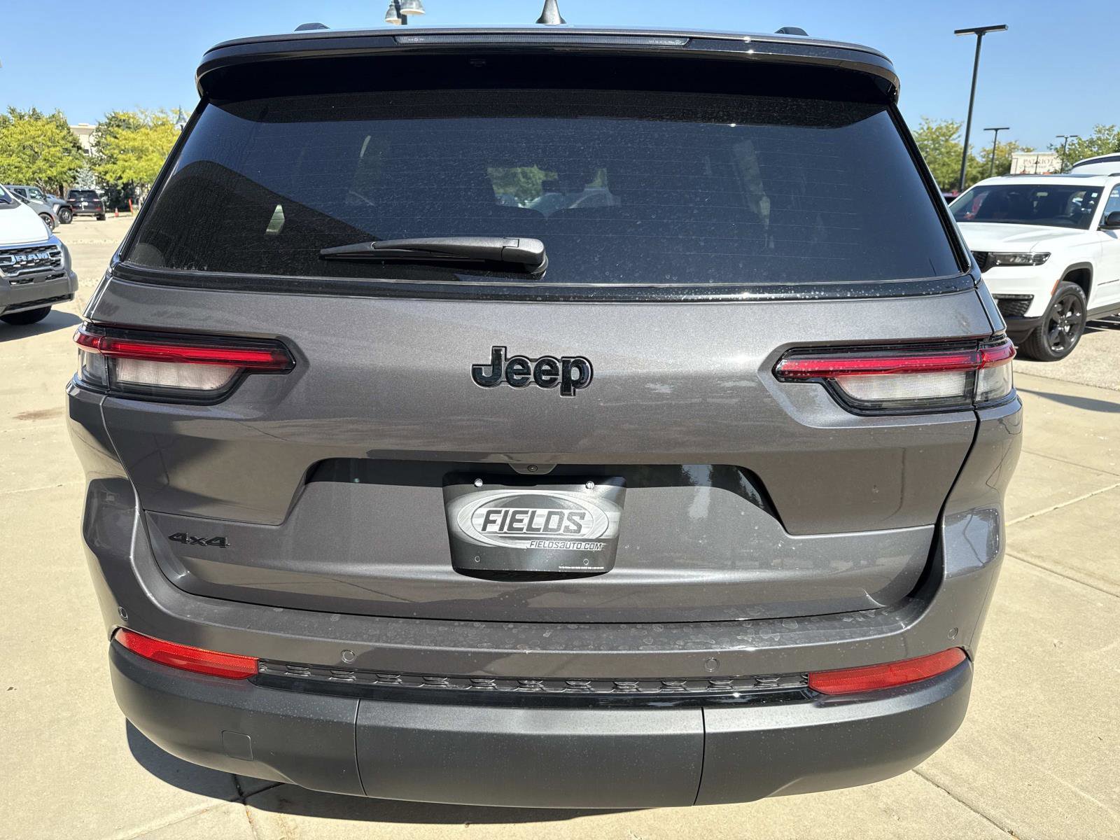 New 2025 Jeep Grand Cherokee L Altitude image 6