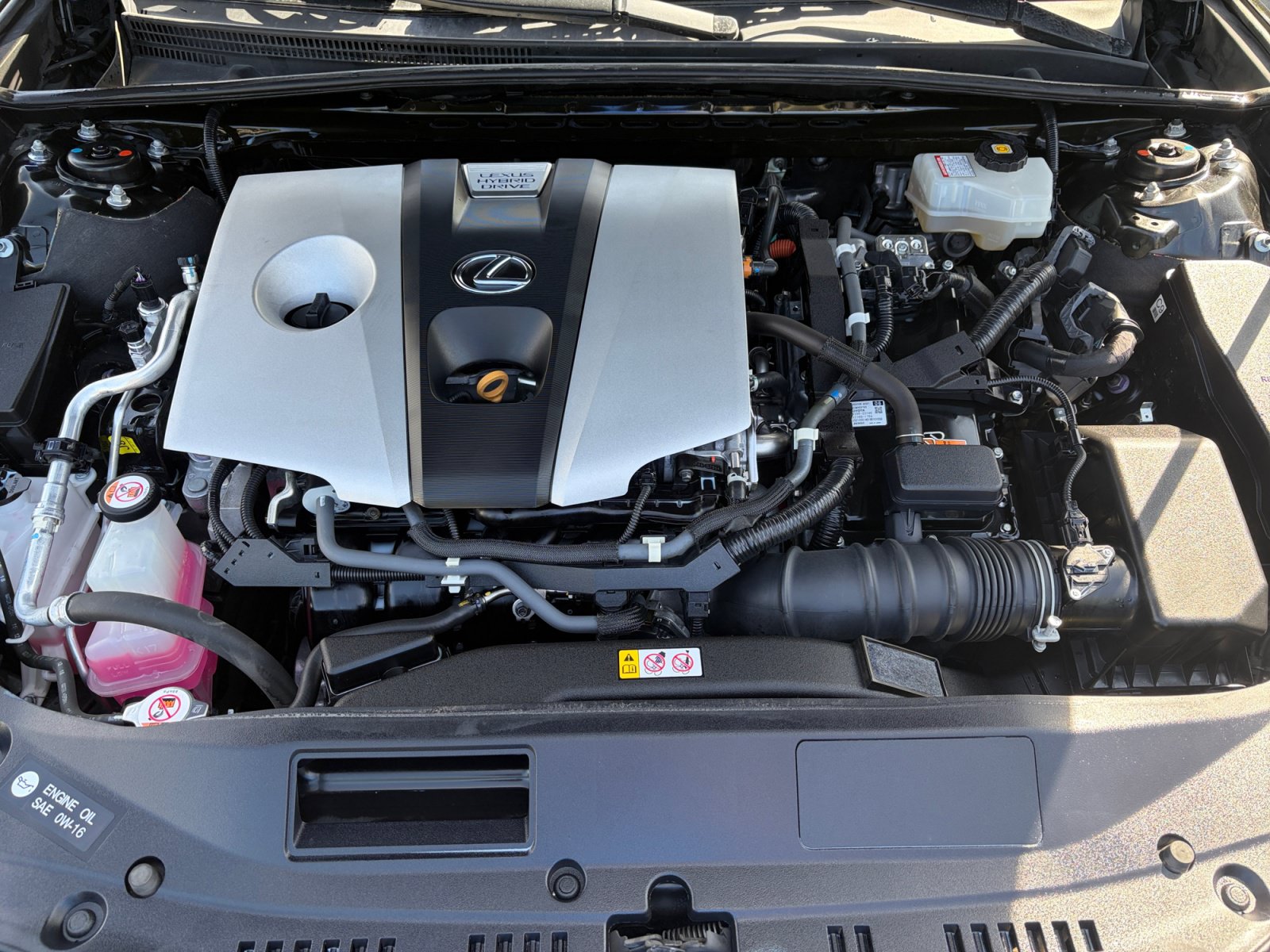 Used 2019 Lexus ES 300h w/ Accessory Package 2 FWD image 31