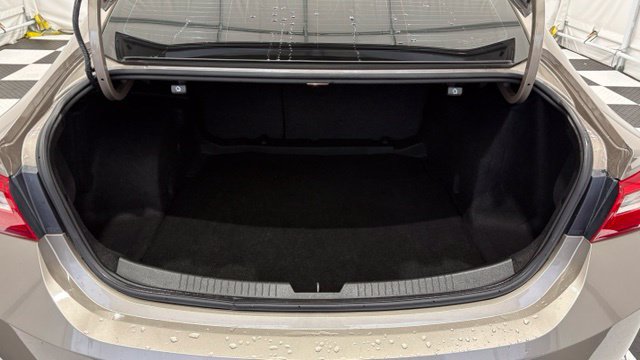 Used 2023 Chevrolet Malibu LT FWD image 4
