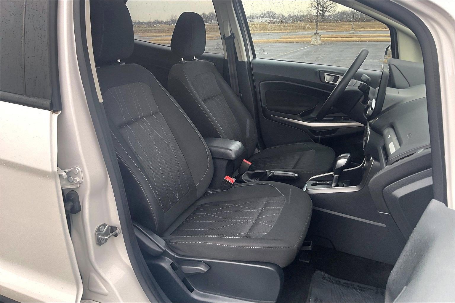 Used 2021 Ford EcoSport SE image 8