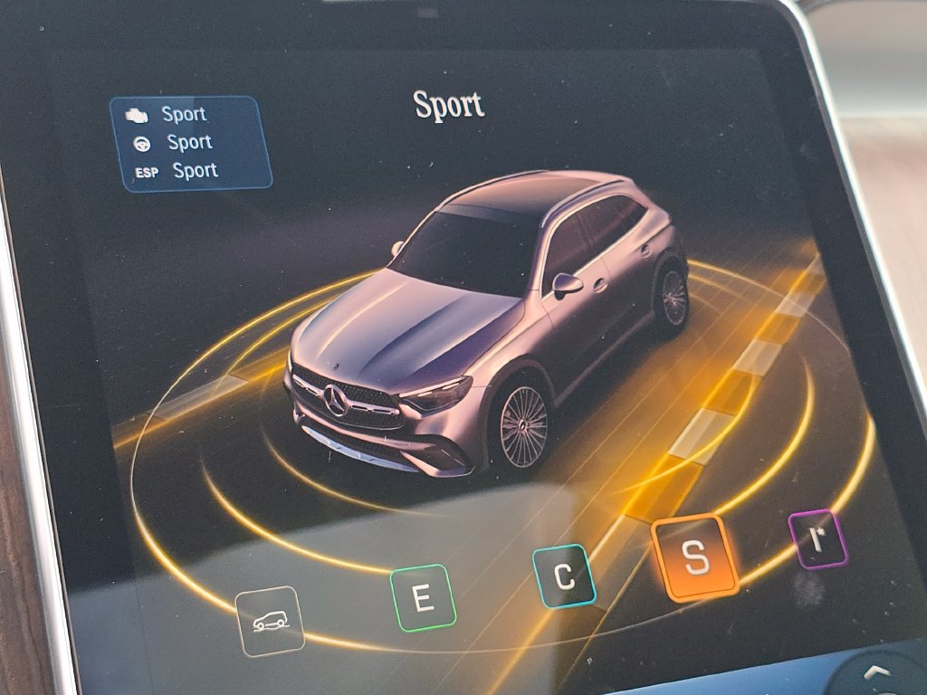 New 2027 Mercedes-Benz GLC 300 4MATIC image 34