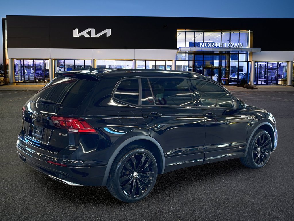 Used 2020 Volkswagen Tiguan SE R-Line AWD/4WD image 6