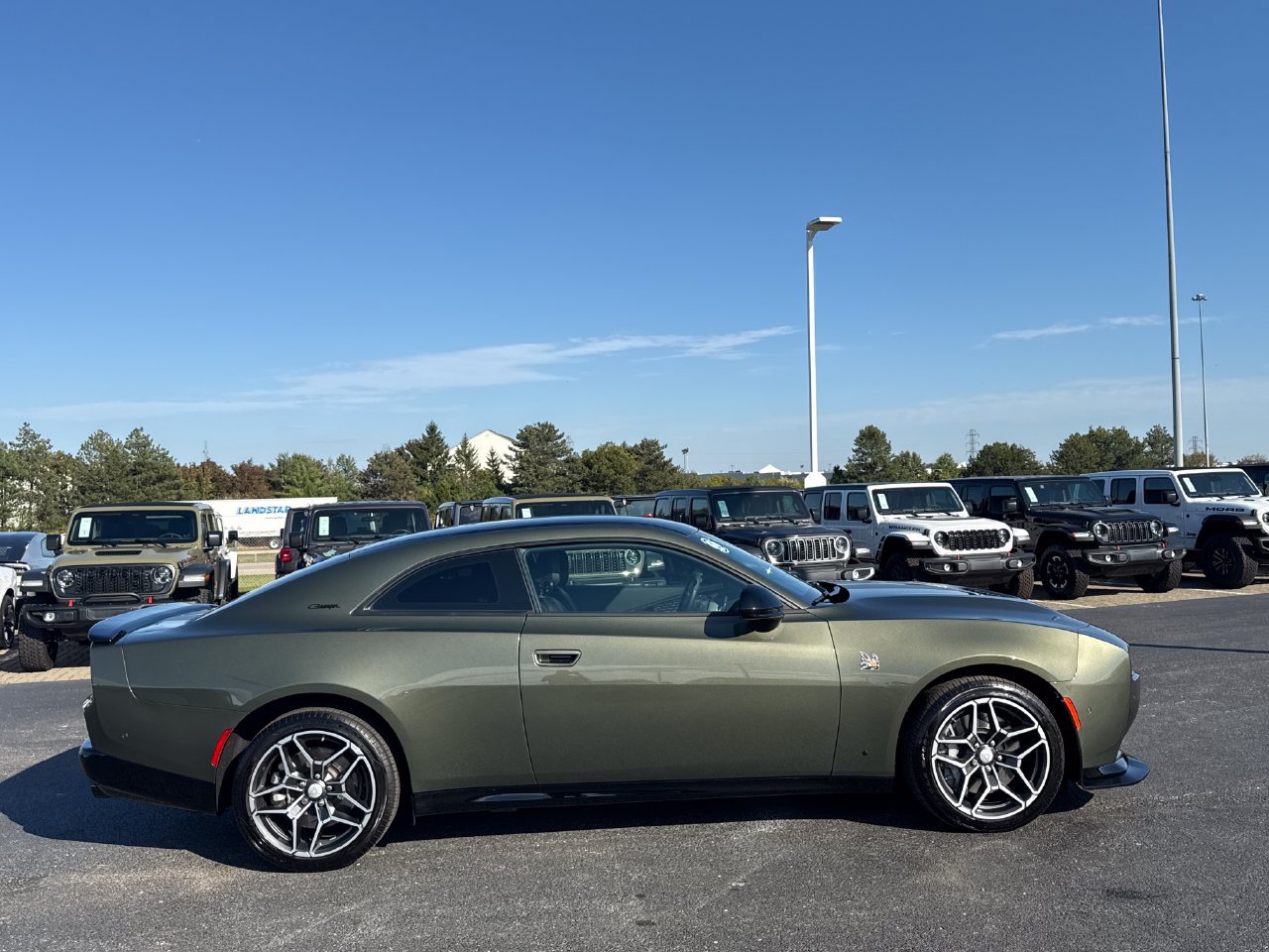 Used 2026 Dodge Charger Scat Pack AWD/4WD image 2