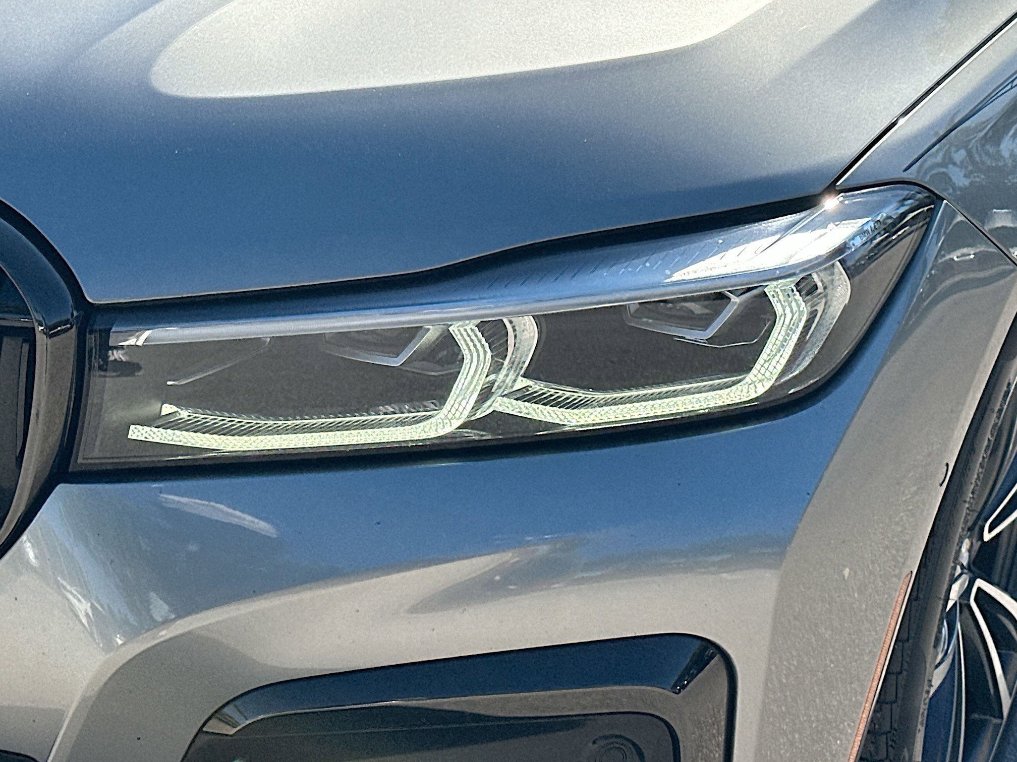 Used 2022 BMW 750i xDrive w/ Executive Package image 37