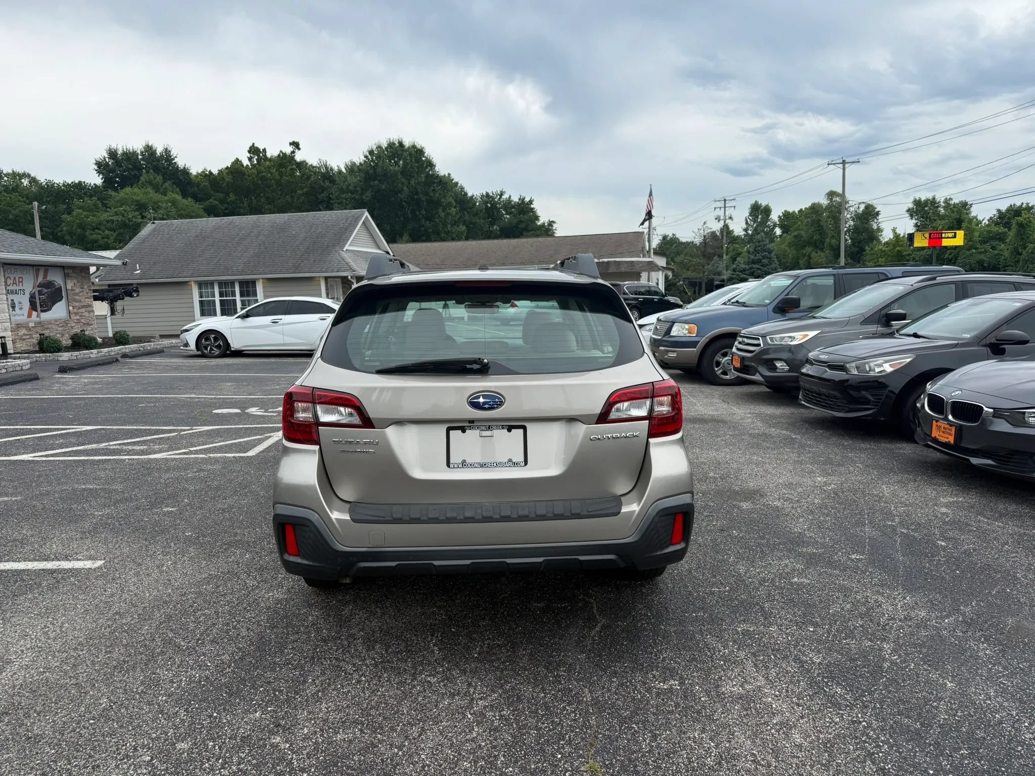 Used 2019 Subaru Outback 2.5i AWD/4WD image 4