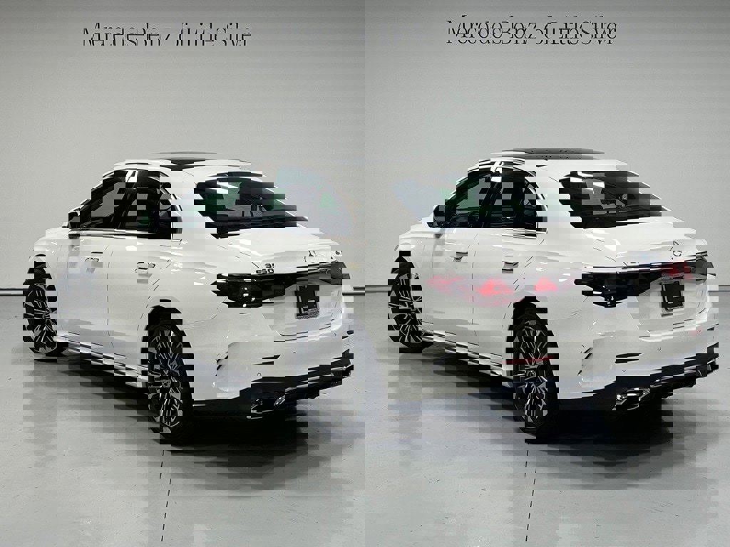 Used 2025 Mercedes-Benz E 350 4MATIC Sedan image 3