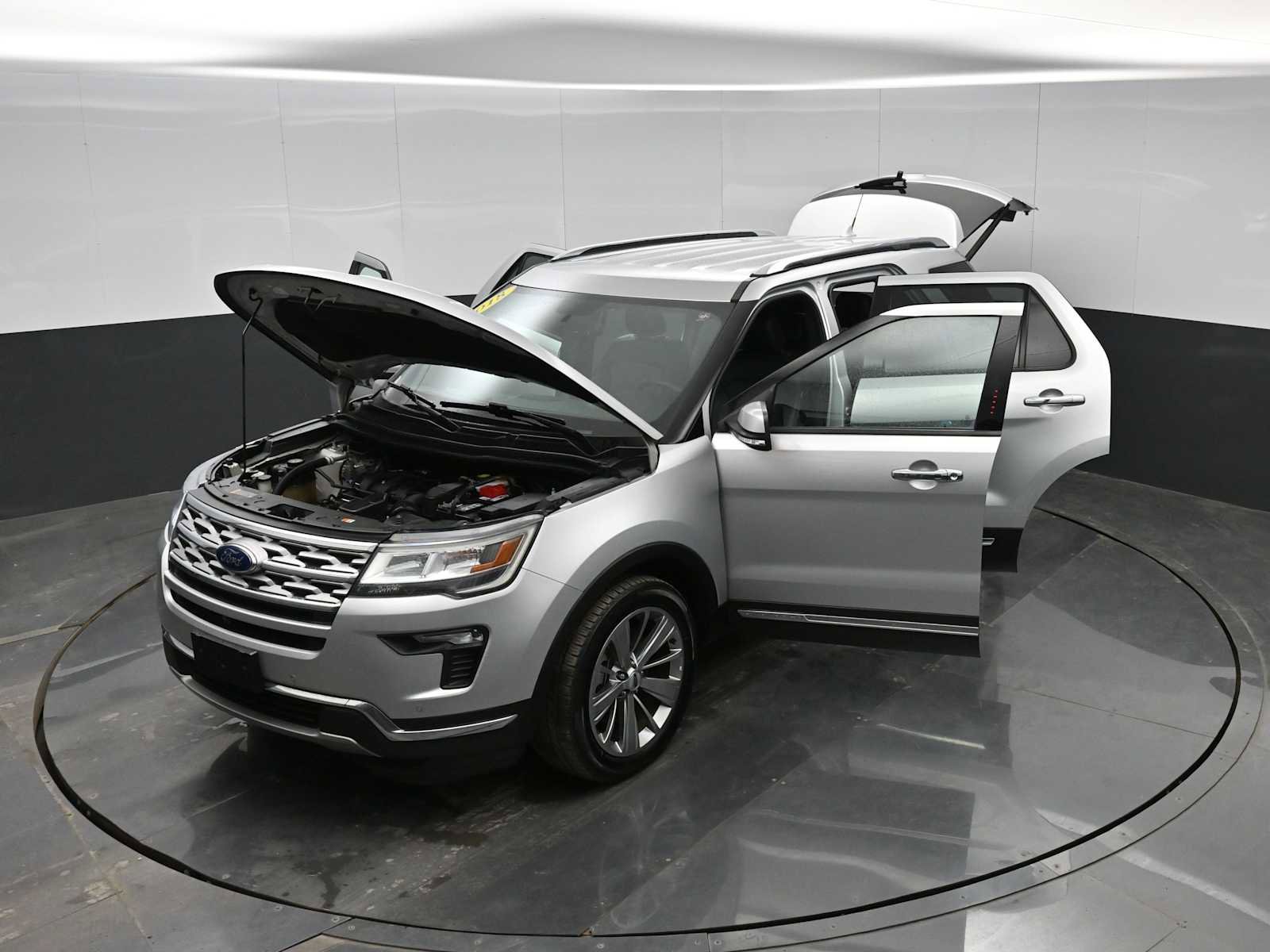 Used 2018 Ford Explorer Limited image 39
