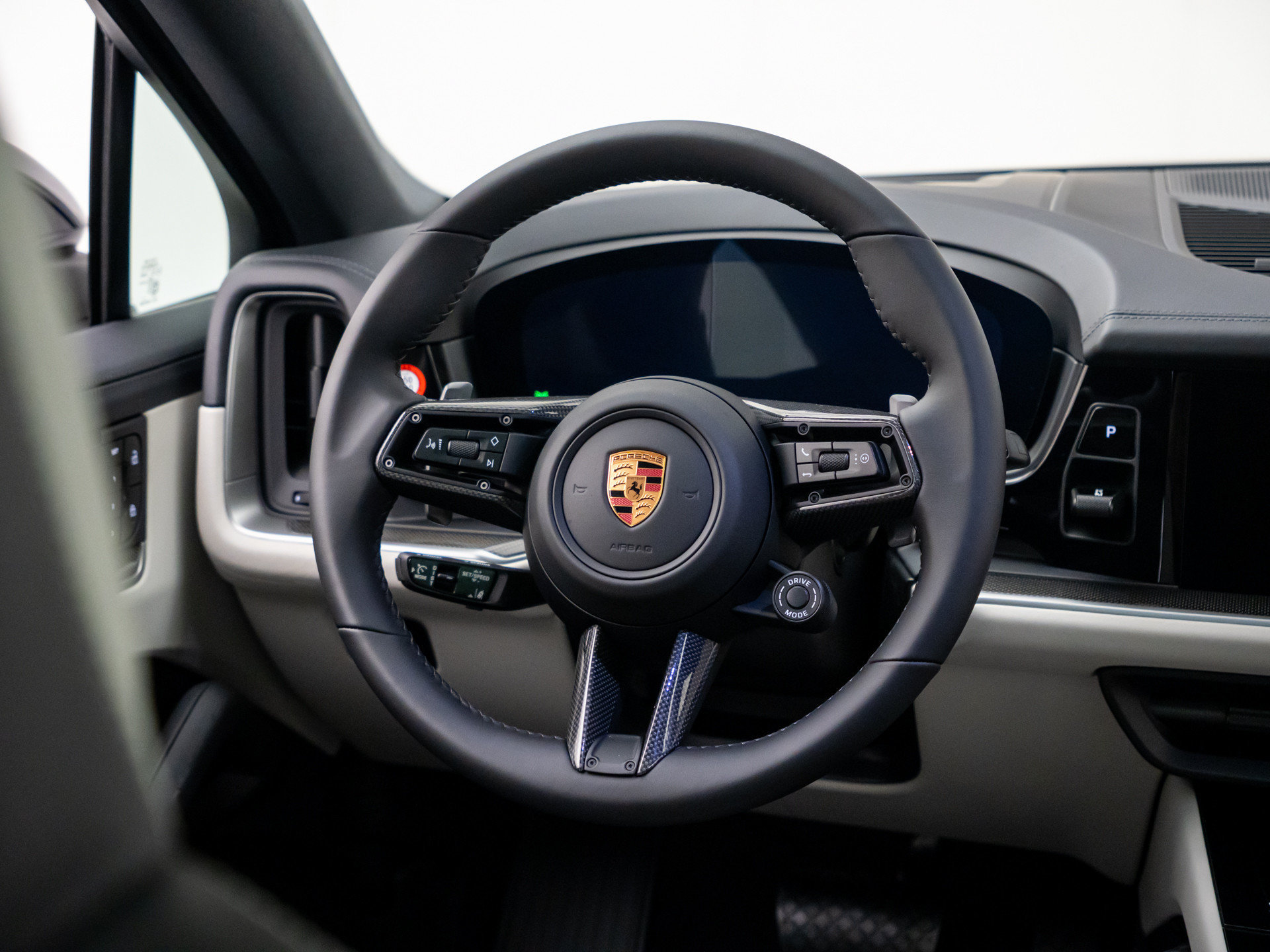 New 2026 Porsche Cayenne Coupe AWD/4WD image 12