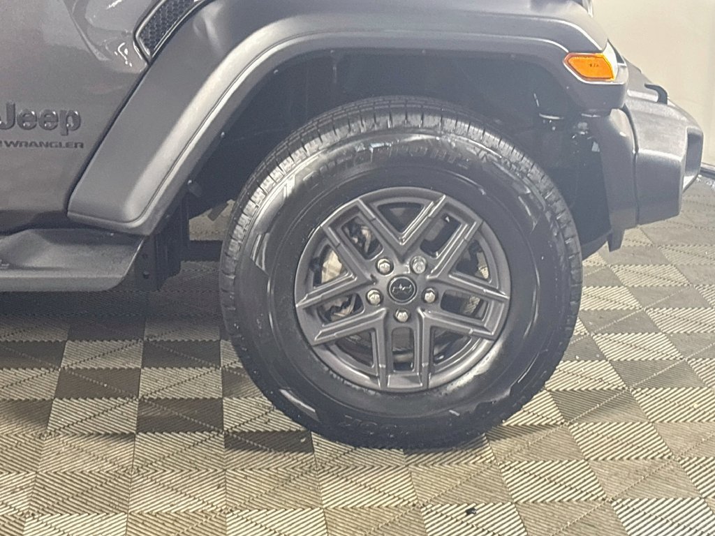 Certified 2024 Jeep Wrangler Unlimited Sport AWD/4WD image 23