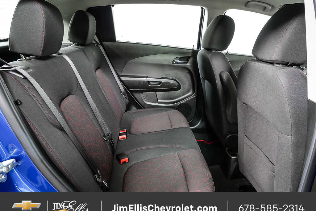Used 2020 Chevrolet Sonic LT w/ Convenience Package FWD image 19
