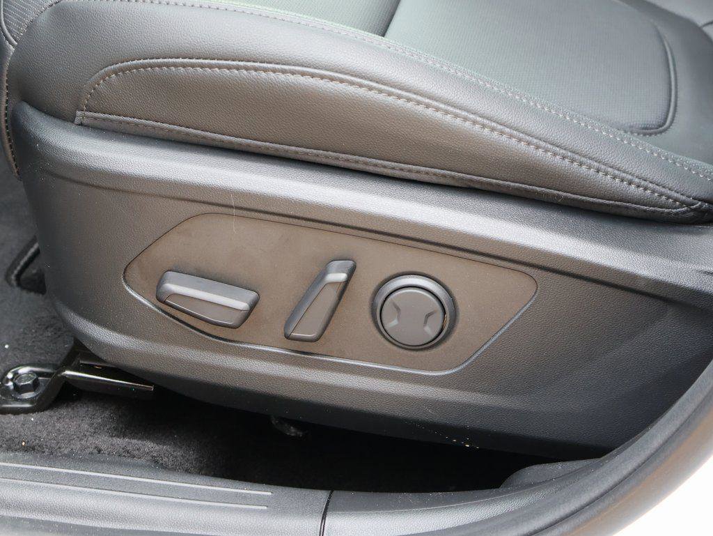 New 2026 Hyundai Tucson SEL image 25