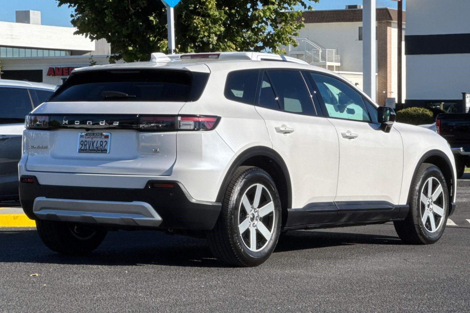 Used 2024 Honda Prologue EX image 9