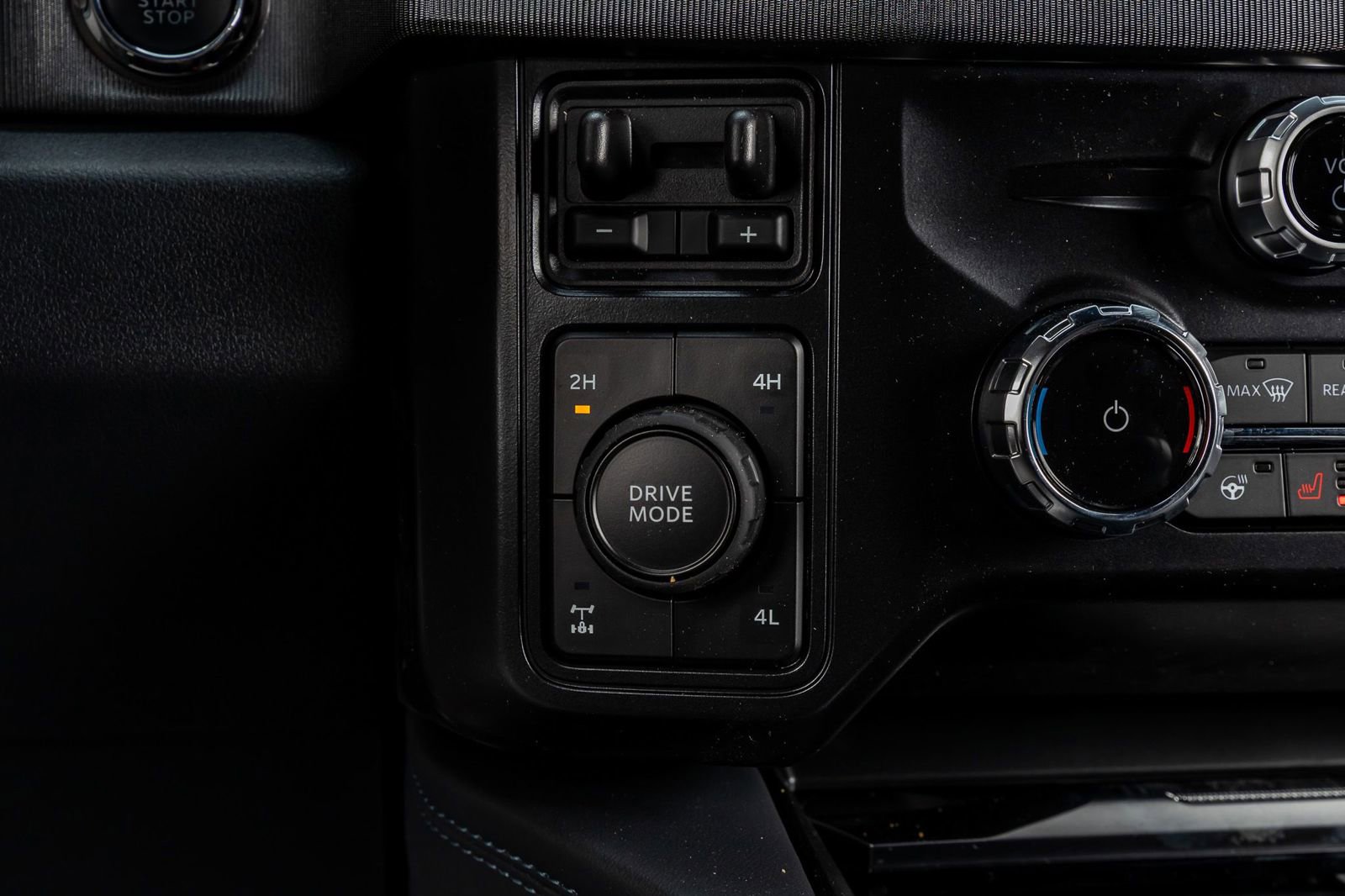 Used 2026 Ford F250 Platinum image 23