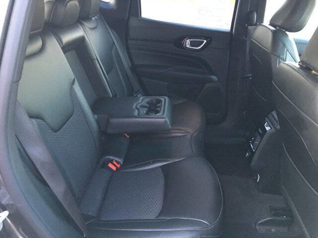 Used 2022 Jeep Compass Latitude image 25