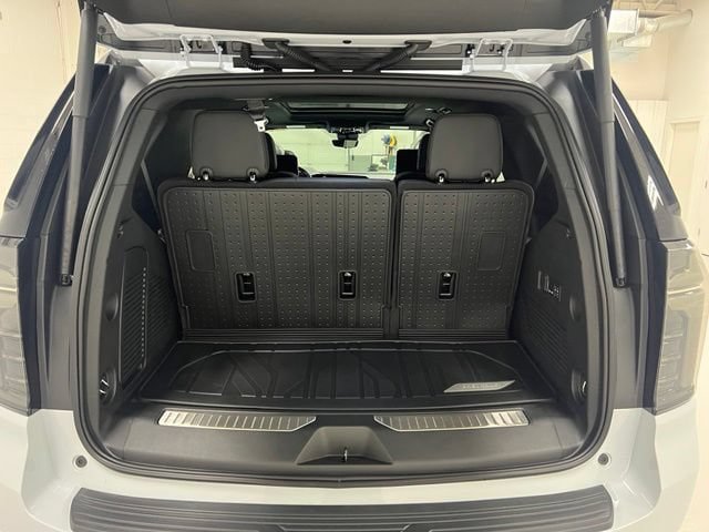 New 2026 Chevrolet Tahoe High Country AWD/4WD image 18