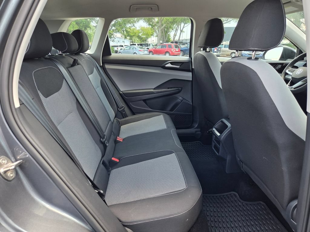 Used 2022 Volkswagen Taos S FWD image 16