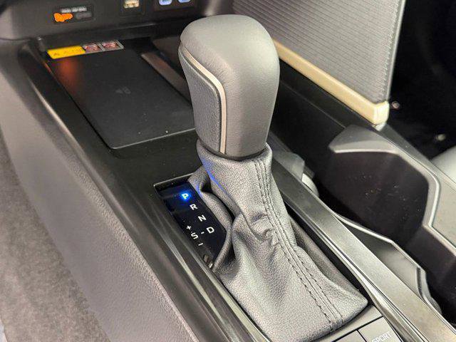 Certified 2025 Toyota Camry SE FWD image 29