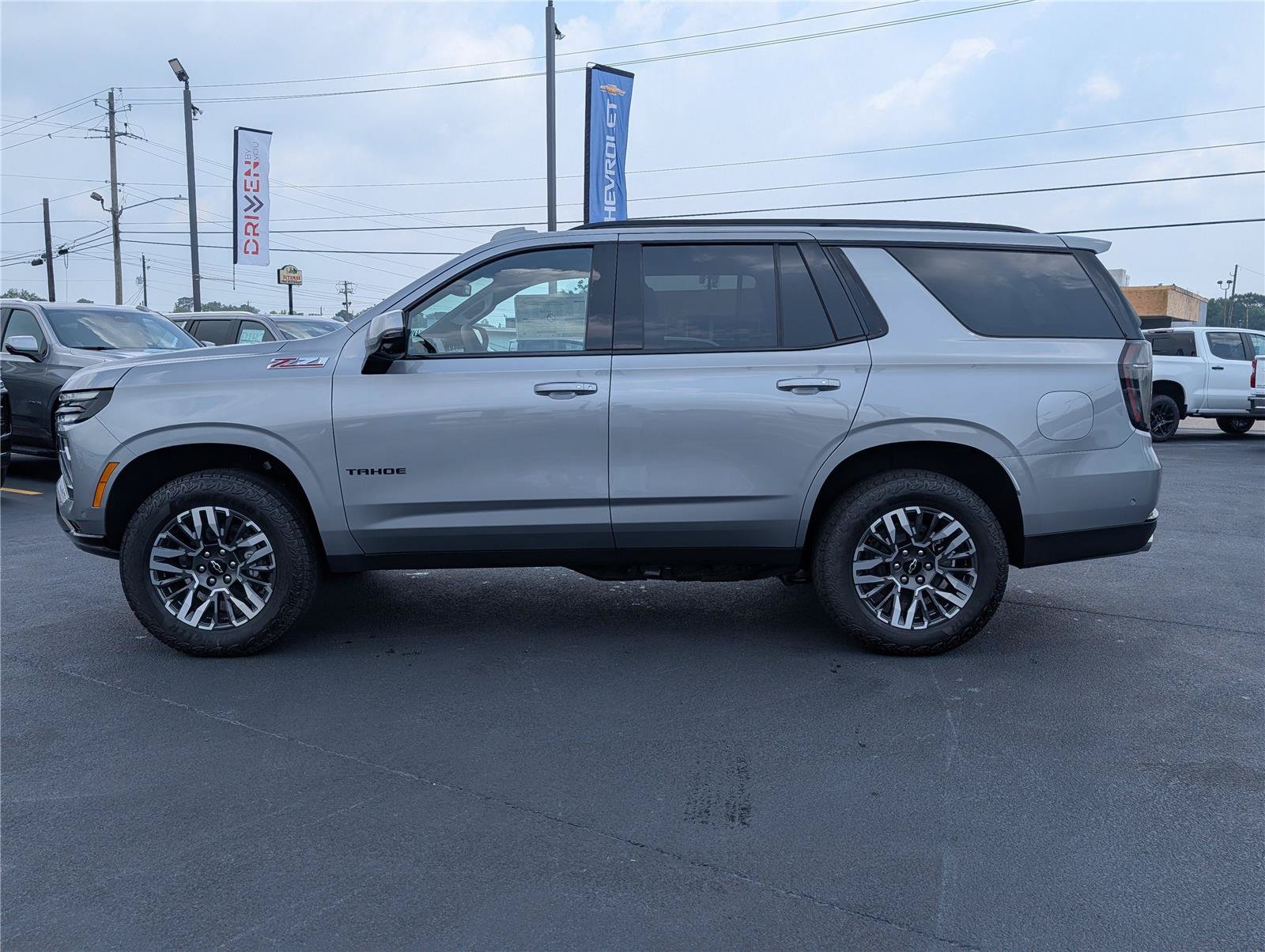 New 2026 Chevrolet Tahoe Z71 w/ Comfort Package AWD/4WD image 6