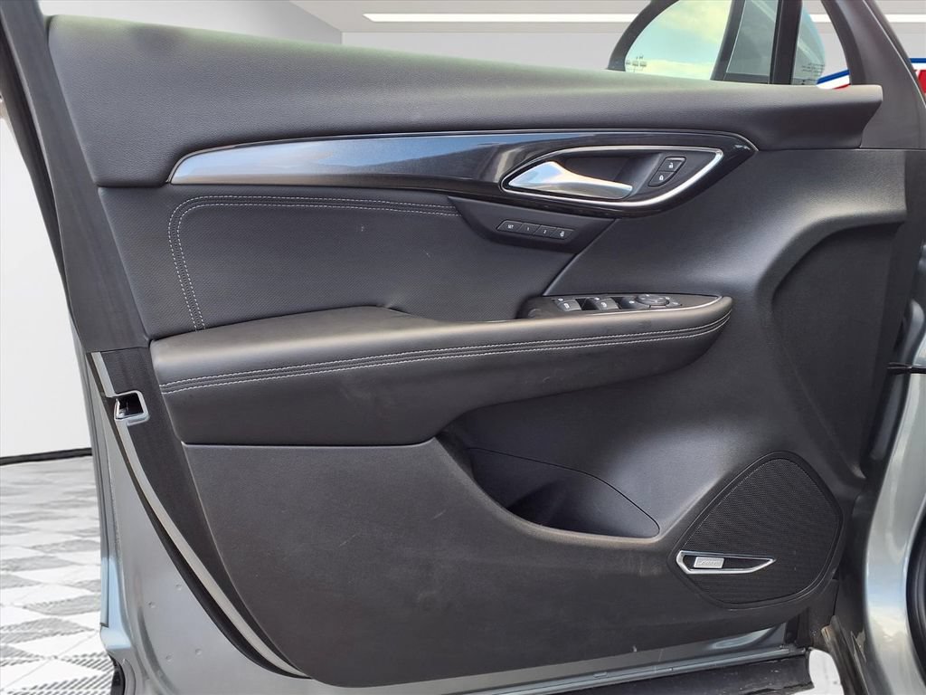 Certified 2025 Buick Envision Preferred AWD/4WD image 13