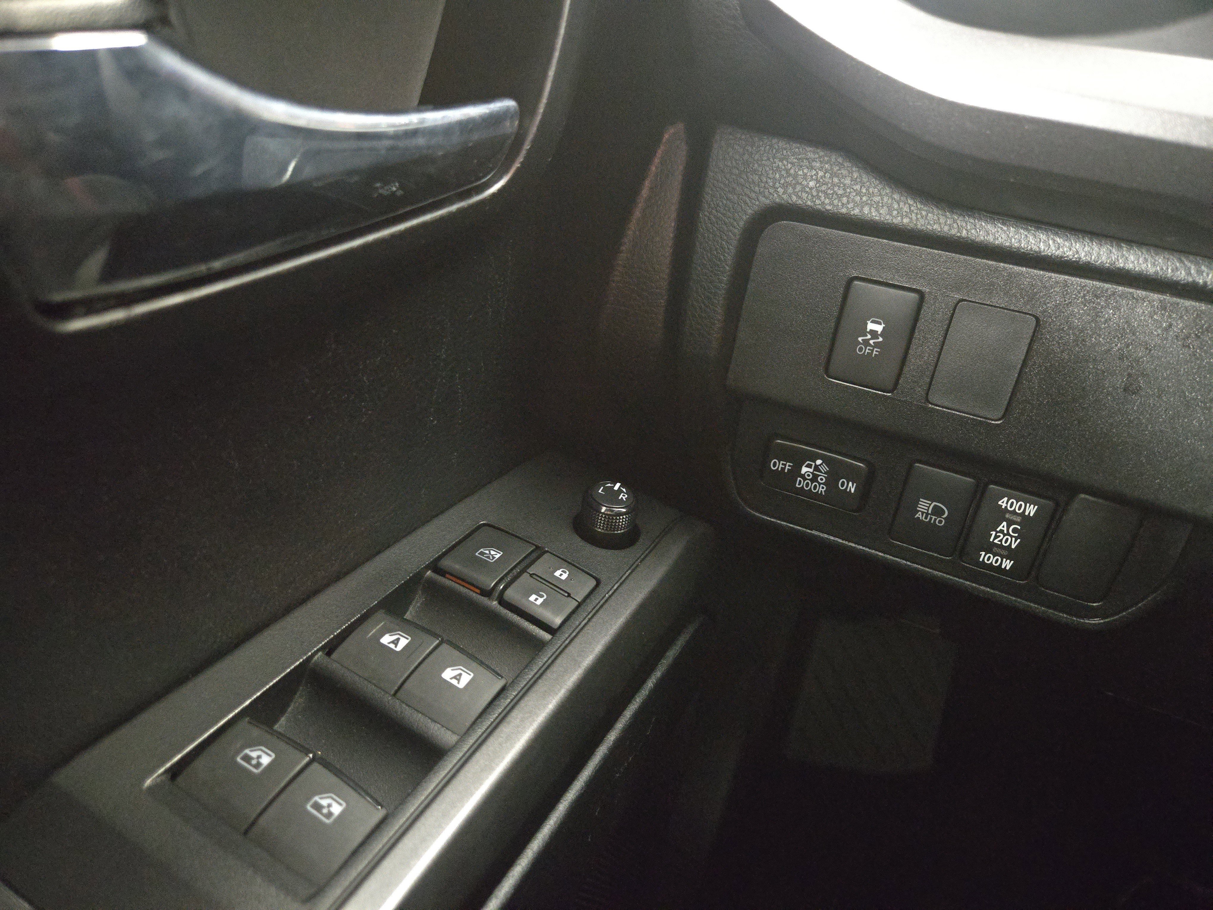 Used 2021 Toyota Tacoma TRD Sport w/ Technology Package image 26