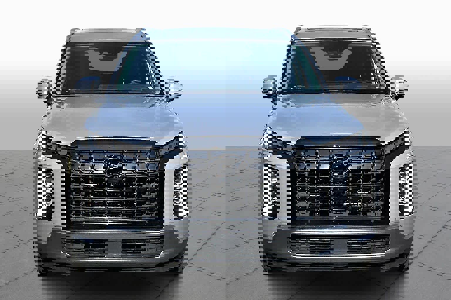 Used 2024 Hyundai Palisade Limited image 4