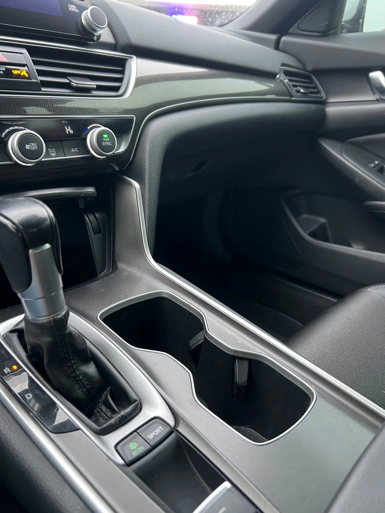 Used 2020 Honda Accord Sport image 14