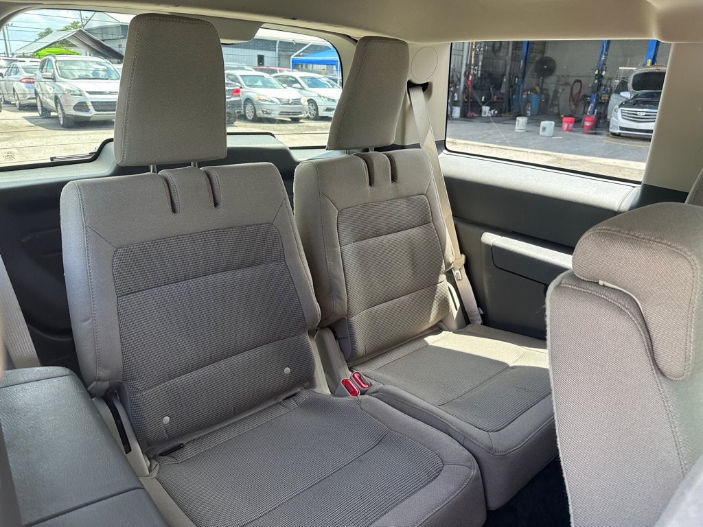 Used 2012 Ford Flex SE FWD image 16