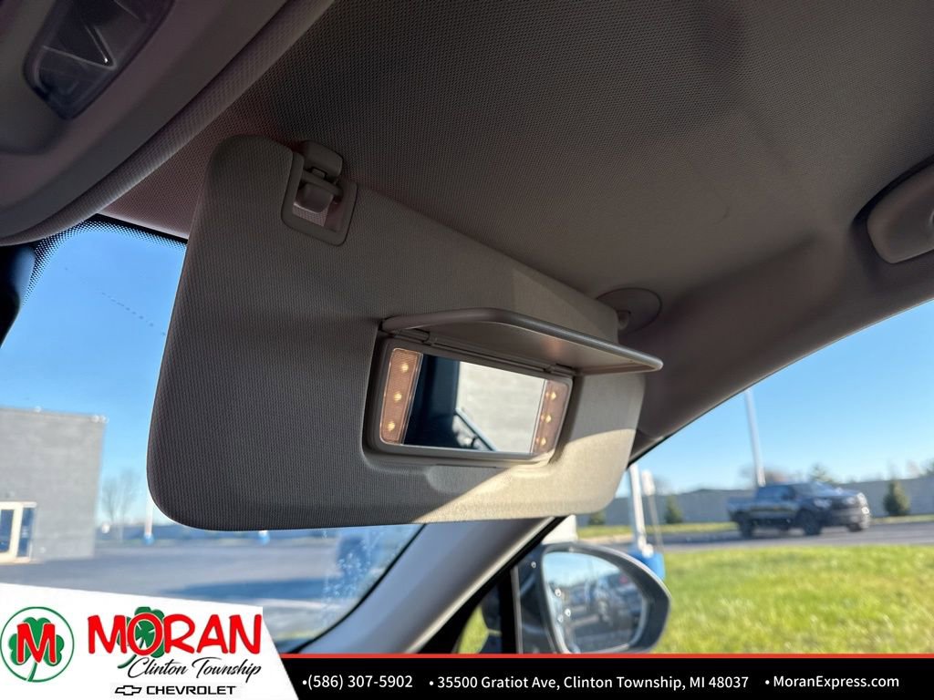 Used 2022 Buick Envision Essence w/ Safety Package image 24