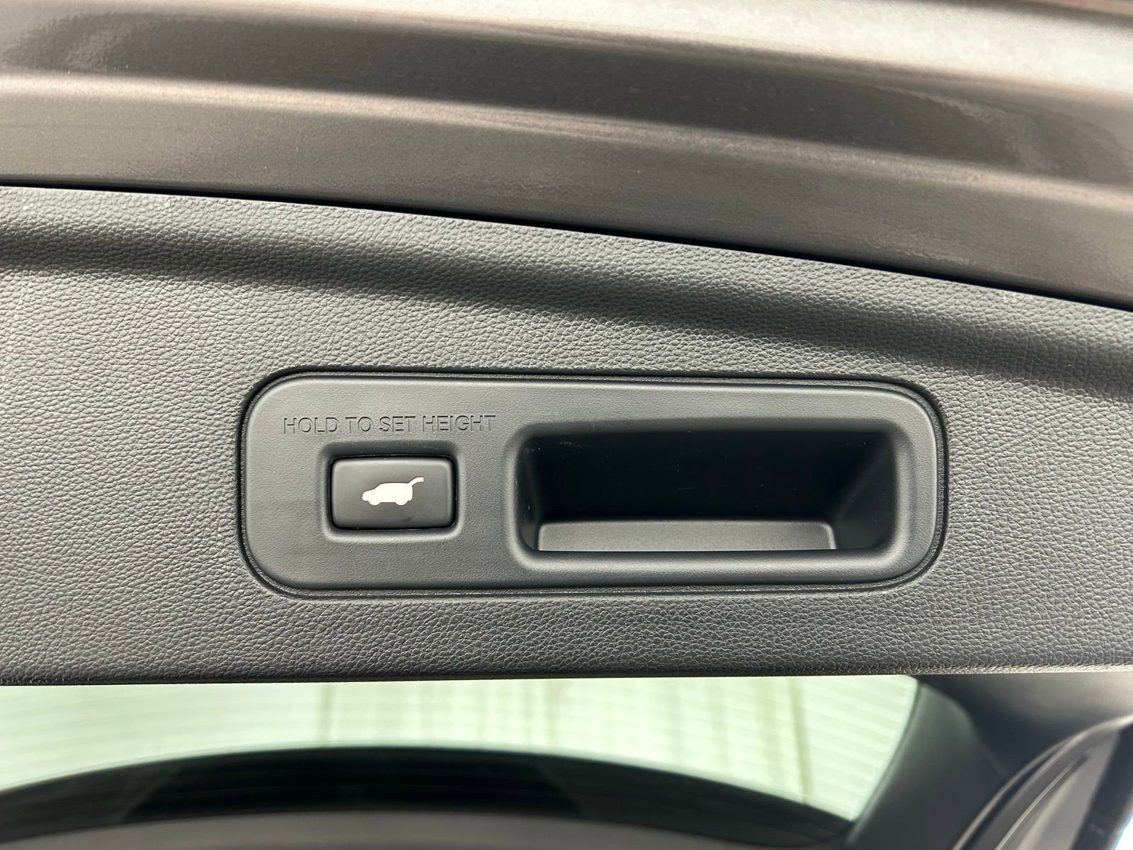 Used 2022 Acura MDX A-Spec image 39