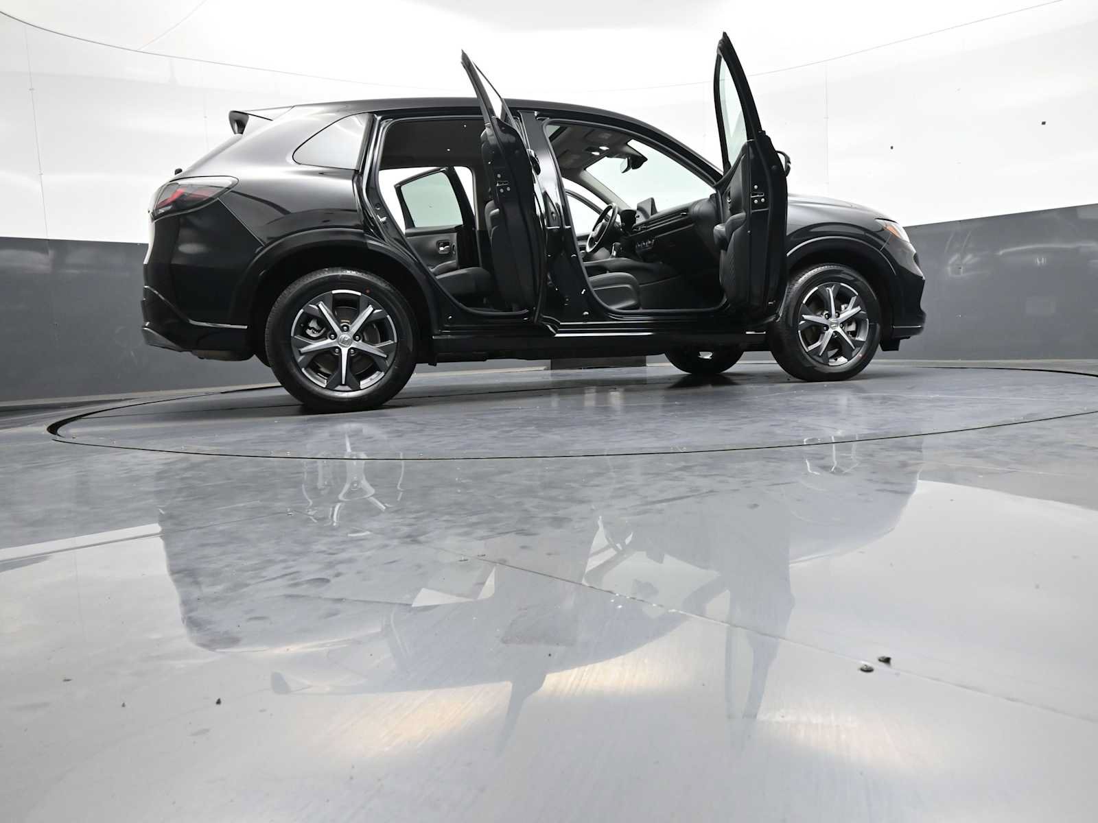 Used 2024 Honda HR-V EX-L image 47