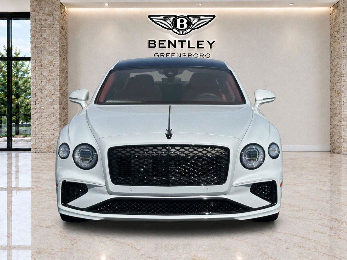 New 2026 Bentley Flying Spur V8 AWD/4WD image 3