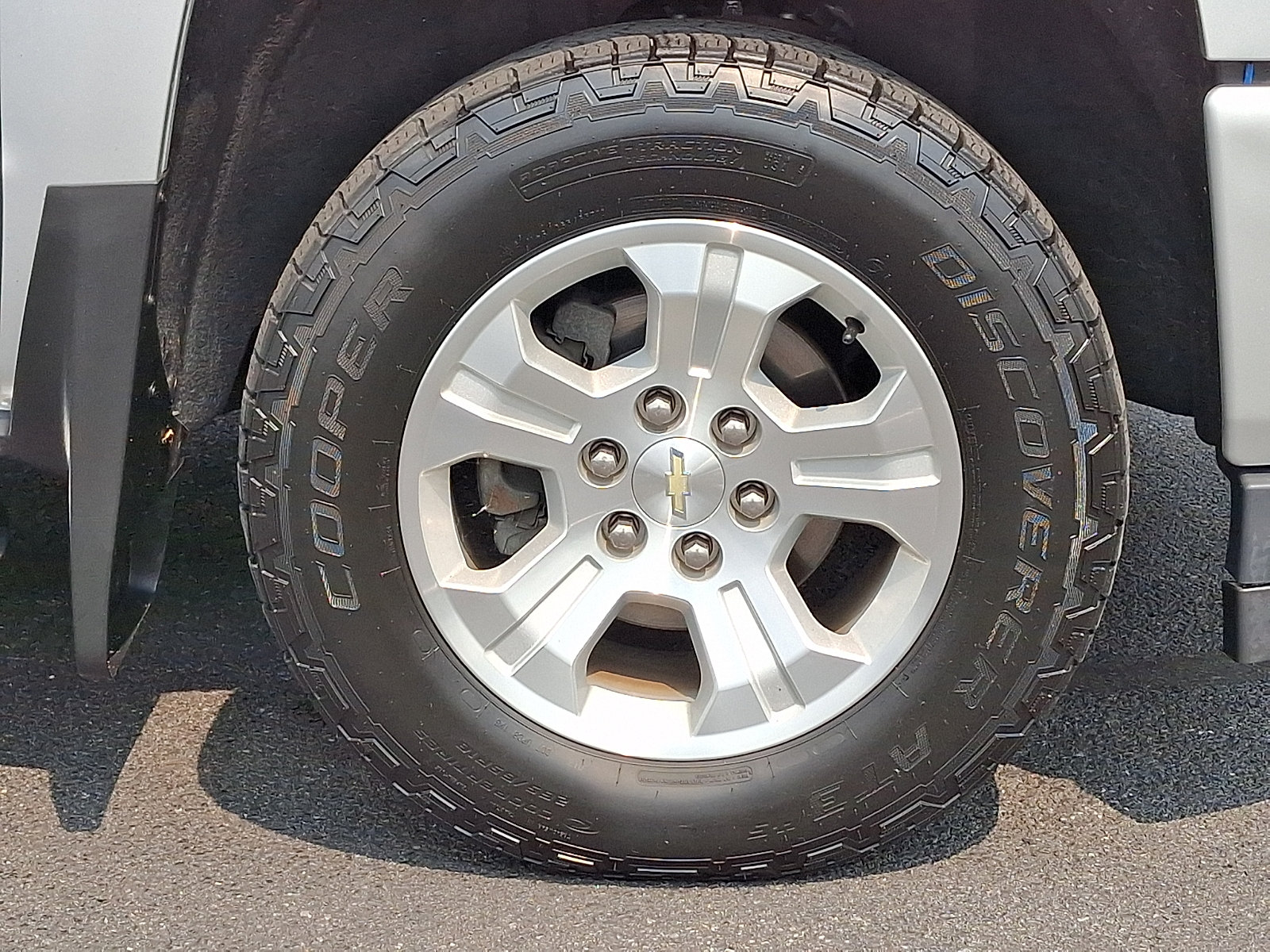 Used 2019 Chevrolet Silverado 1500 LT w/ All Star Edition AWD/4WD image 8