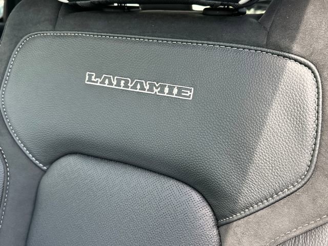 New 2026 RAM 1500 Laramie AWD/4WD image 12