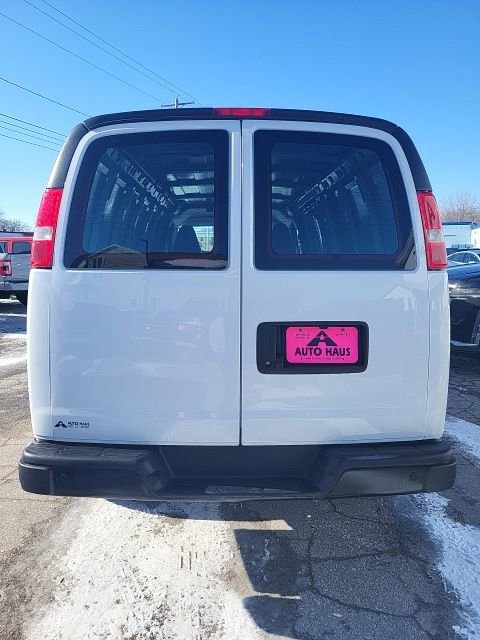 Used 2024 GMC Savana 2500 Extended w/ Driver Convenience Package image 20