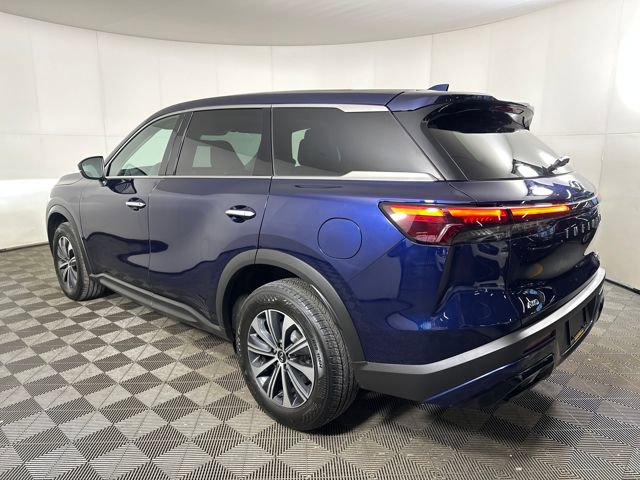 Used 2023 INFINITI QX60 Pure image 5