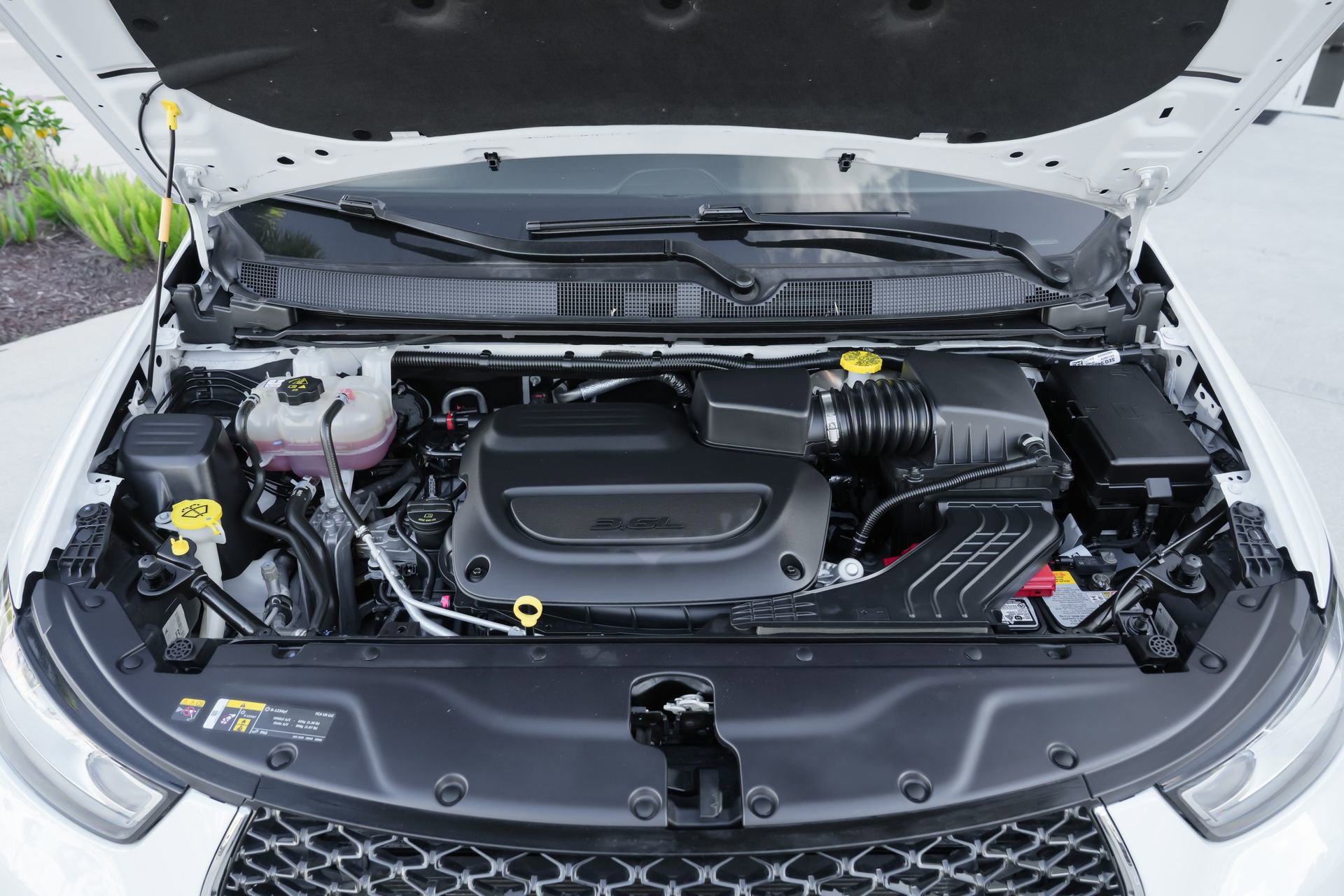 Used 2024 Chrysler Pacifica Touring image 43