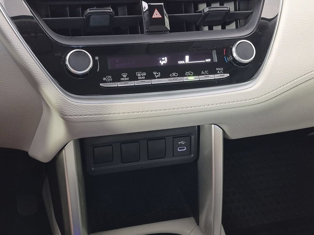 Used 2023 Toyota Corolla Cross L FWD image 27