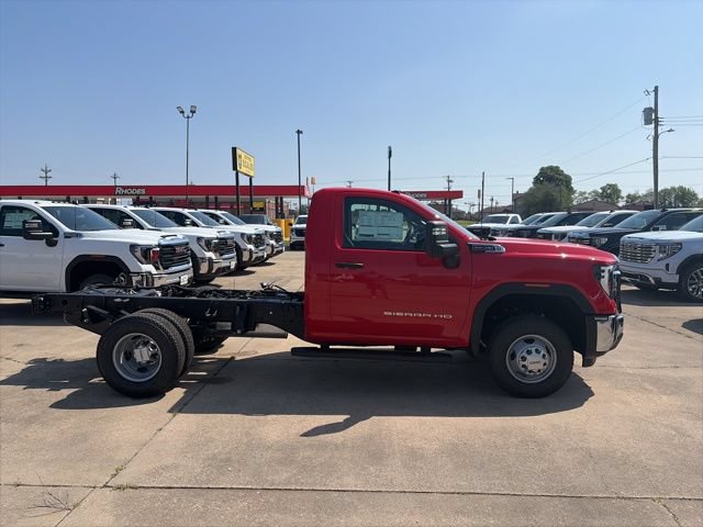 New 2026 GMC Sierra 3500 Pro w/ Convenience Package AWD/4WD image 7