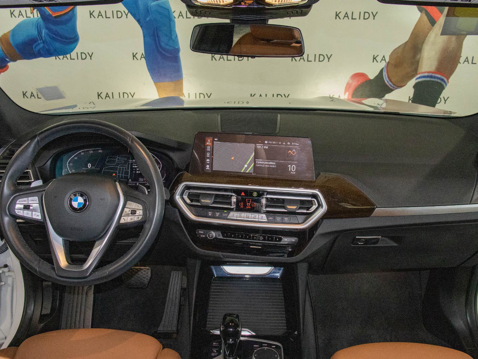 Used 2024 BMW X3 sDrive30i w/ Convenience Package RWD image 3